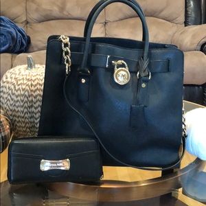 Michael kors purse and wallet